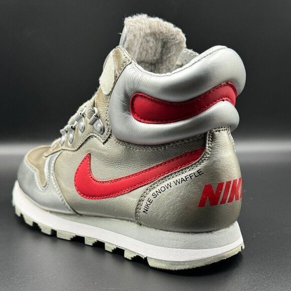 Nike Wmns Winter Snow shoes  - Rare - Picture 7 of 12
